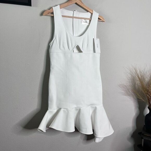 NEW Dodiee Dress Anne Sculpt Knit Mini Dress White Size S - Picture 3 of 14